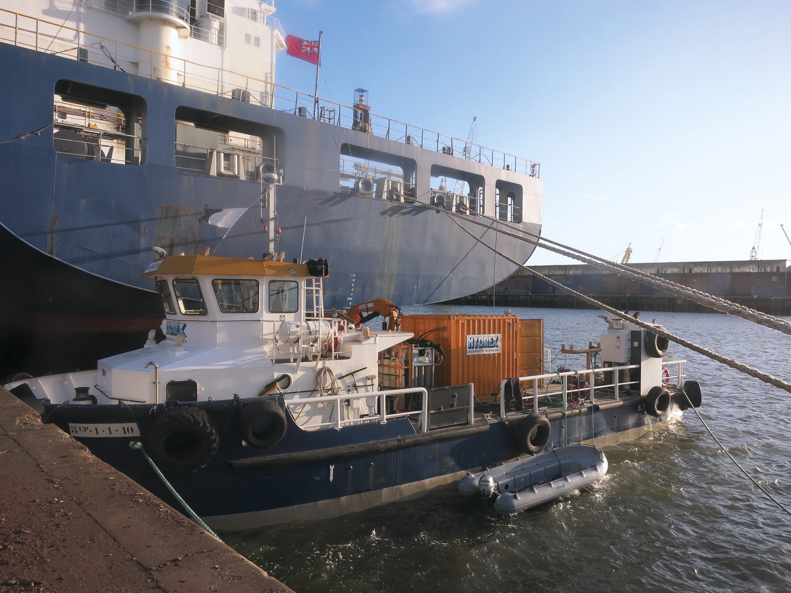 Hydrex workboat in Rotterdam